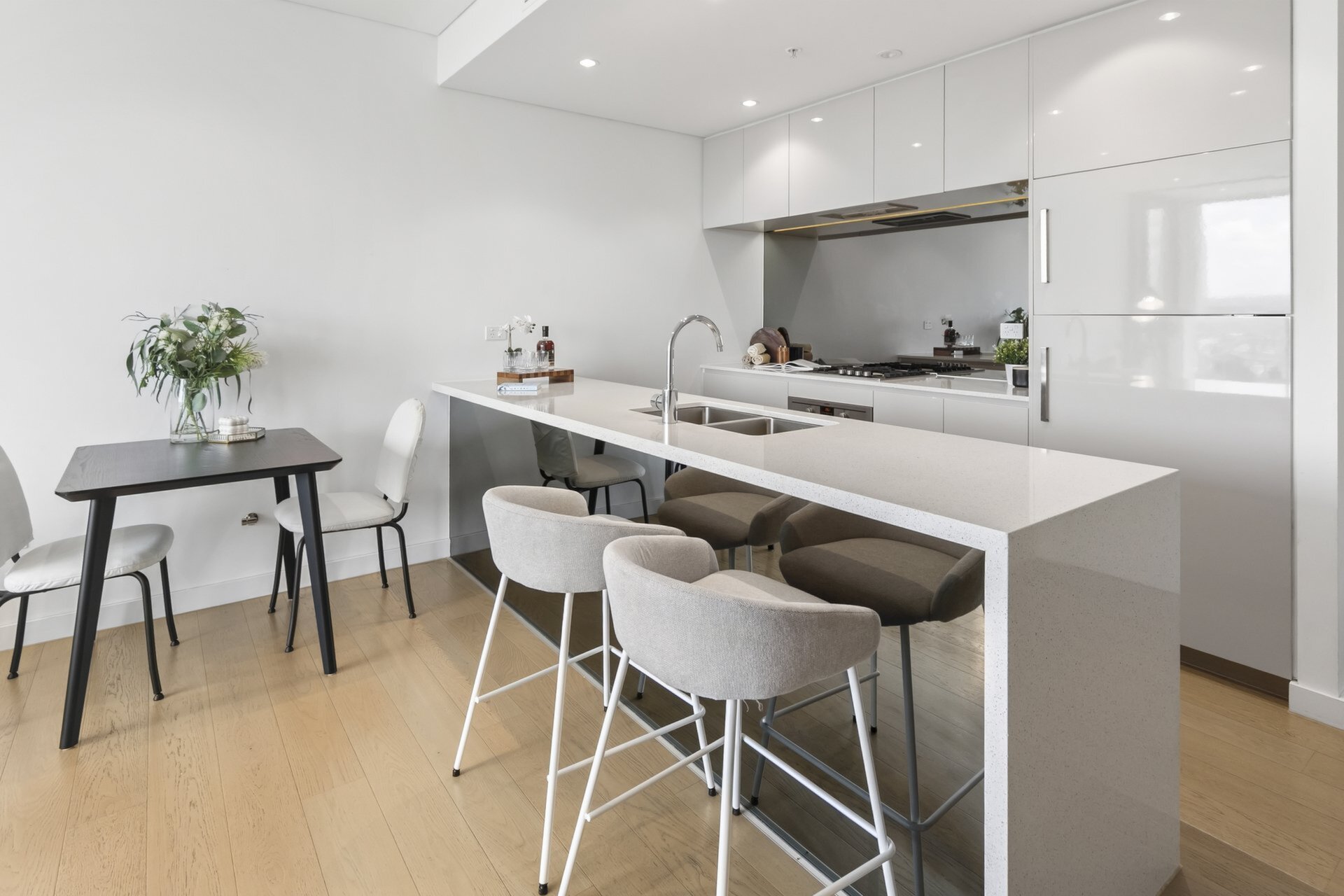 2111/10 Atchison Street, St Leonards, St Leonards - Thumbnail 8